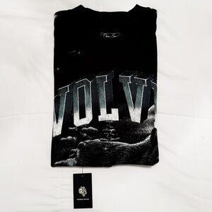 Darc Sport “Wolves Club Ohana Tour” Oversized Tee – Black – L – NWT – Pump Cover